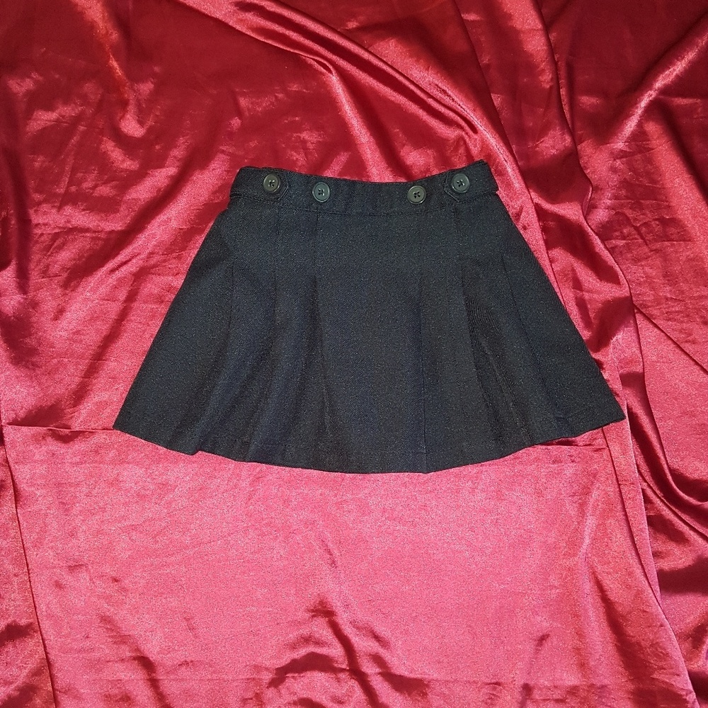 Chaps Girls sz 4 pleated Navy Blue Uniform Skorts